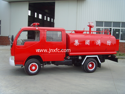 東風(fēng)小霸王雙排供水消防車(chē)