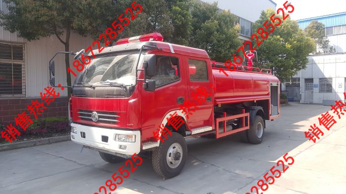 東風(fēng)雙排消防灑水車